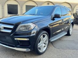 2015 Mercedes-Benz GL-Class 4MATIC 4dr GL 350 BlueTEC WITH THE AMG PACKAGE