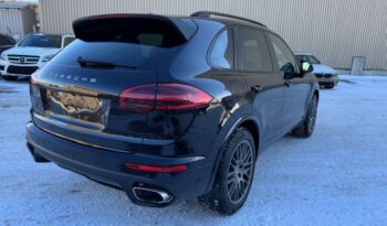 2018 Porsche Cayenne Platinum Edition V6 full